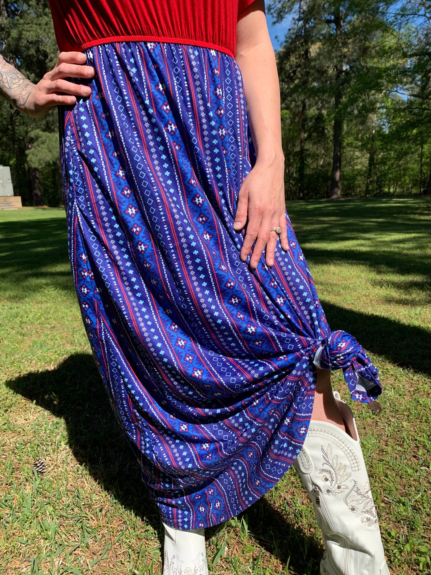 MK0154 Freedom Ring Maxi Dress - 4 Colors: L / Pink/Multi