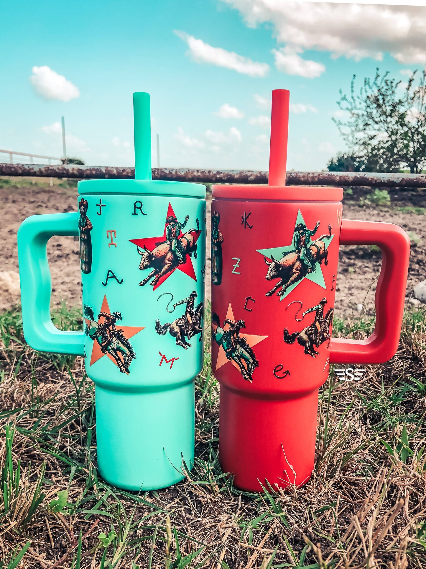 Printed 24oz Cup: Grey Hunting