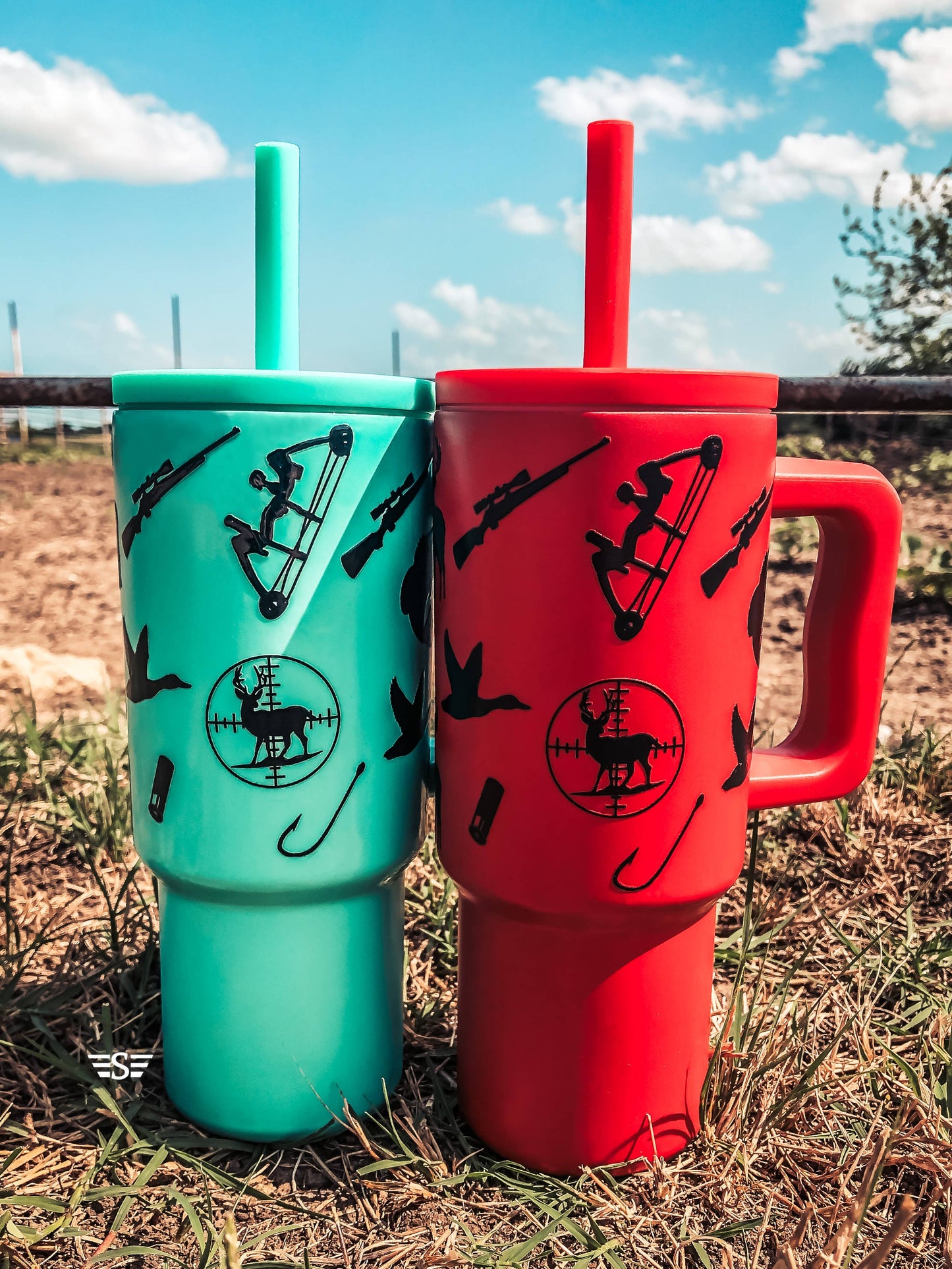 Printed 24oz Cup: Grey Hunting