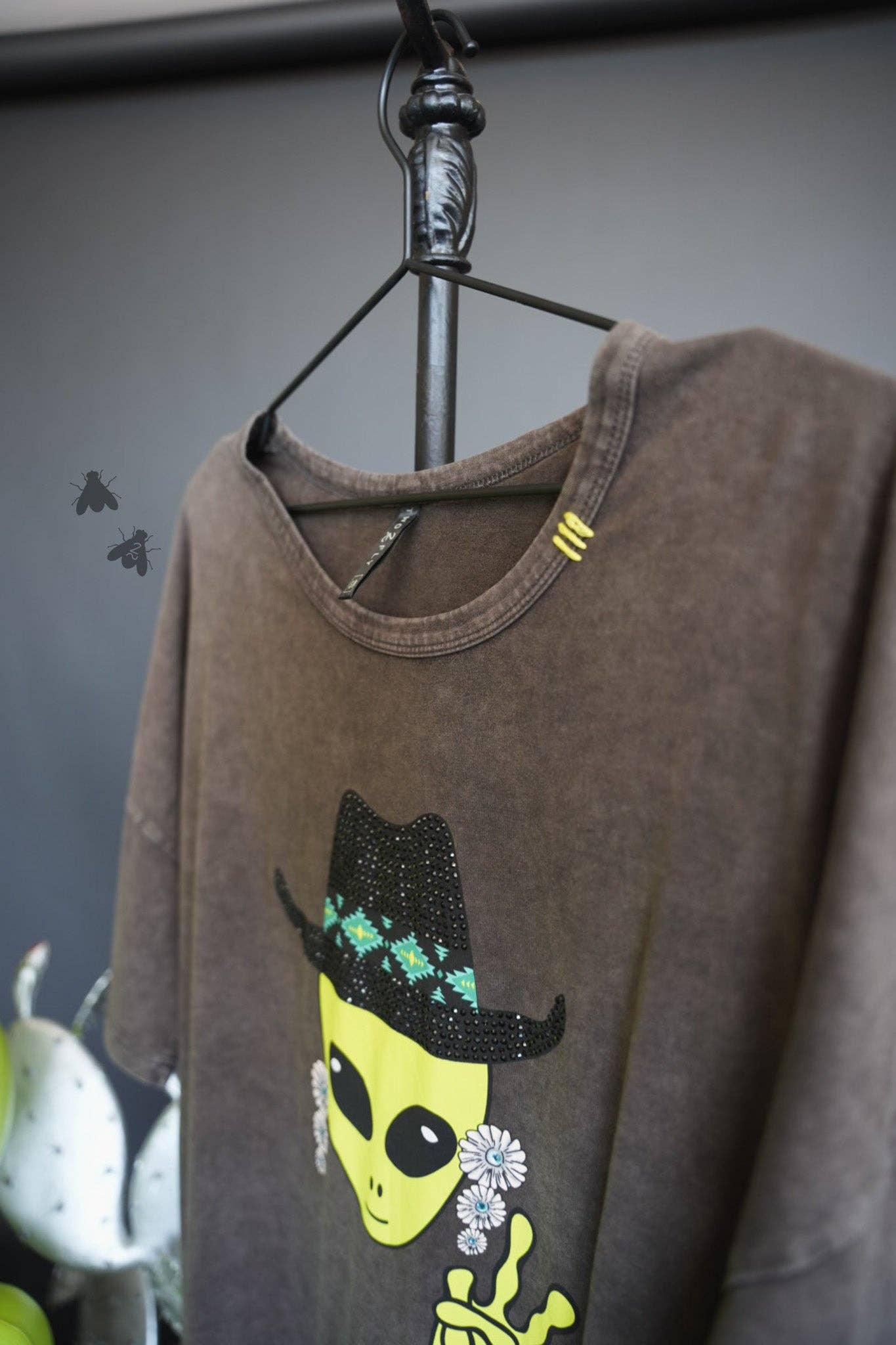 OUT OF THIS WORLD: L/XL